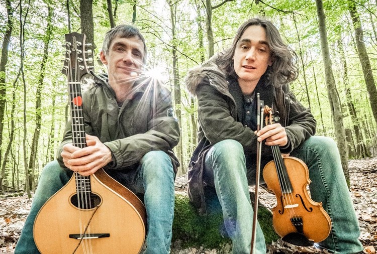 Folk um Fünf: Broom Bezzums